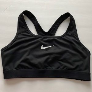 NIKE BLACK SPORTS BRA